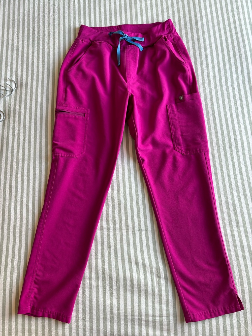 Pink Figs Scrub Set - Picture 3 of 3